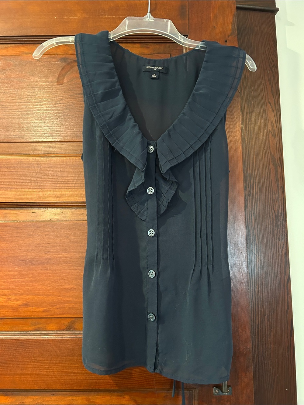 Banana Republic Navy Ruffled Sleeveless Button-Down Blouse M